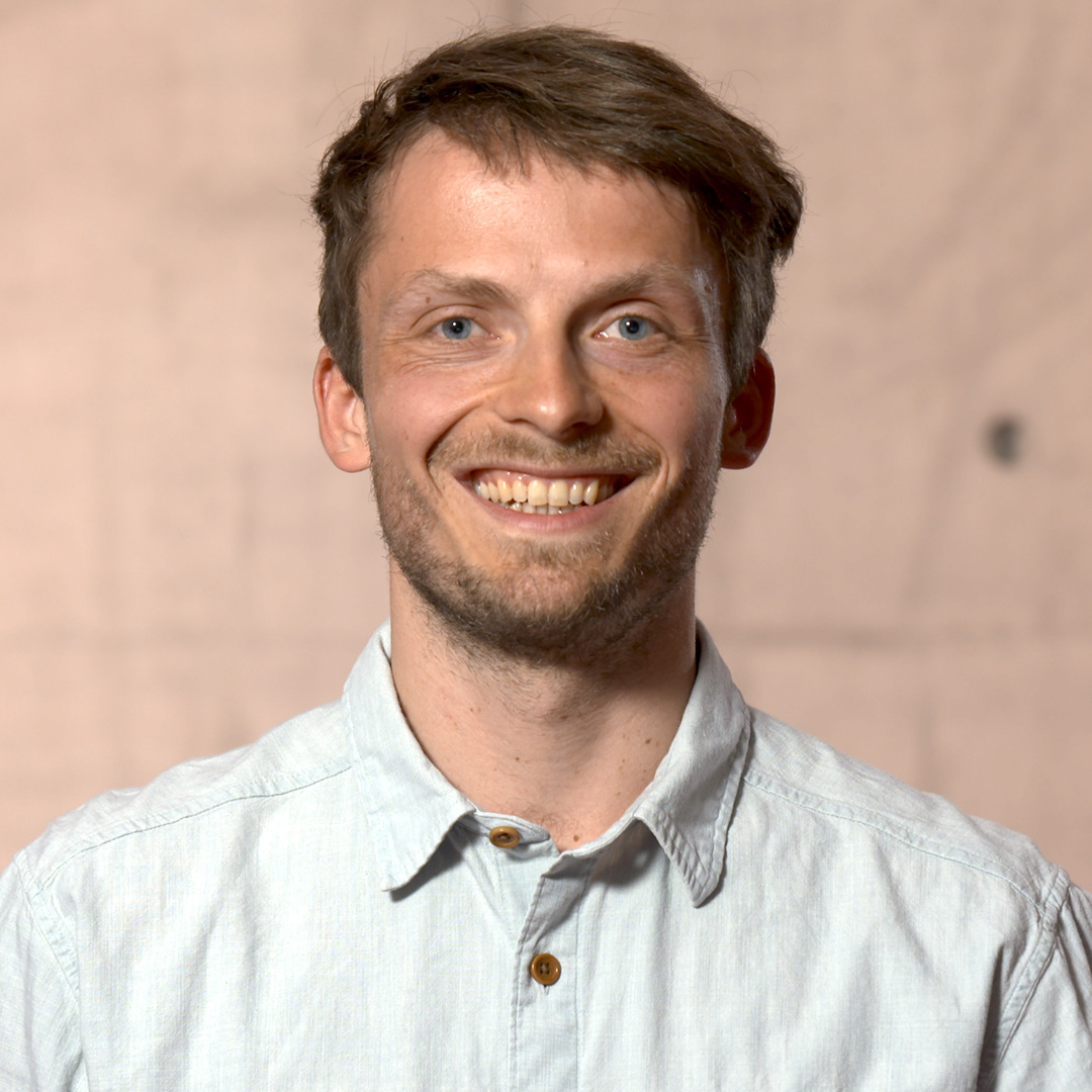 Porträtfoto des Autors Benjamin Jadkowski