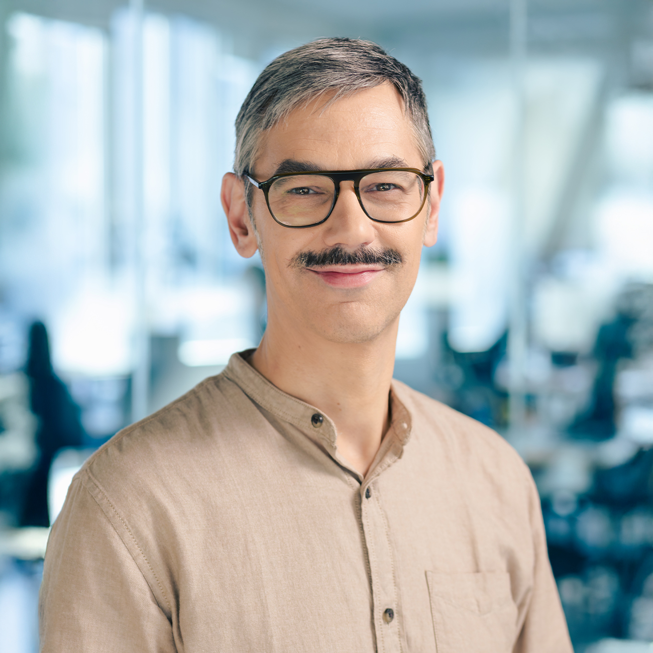 Portrait picture of Christian Müller, Head of Transformation & Program Lead Work4Germany